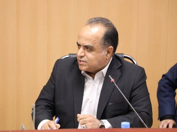 بررسی بازار طلا در یک هفته گذشته/ عقب نشینی طلا در بازارهای داخلی و خارجی