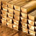 طلا بر سر دوراهی 4400 دلار؛ صعود ادامه دارد؟